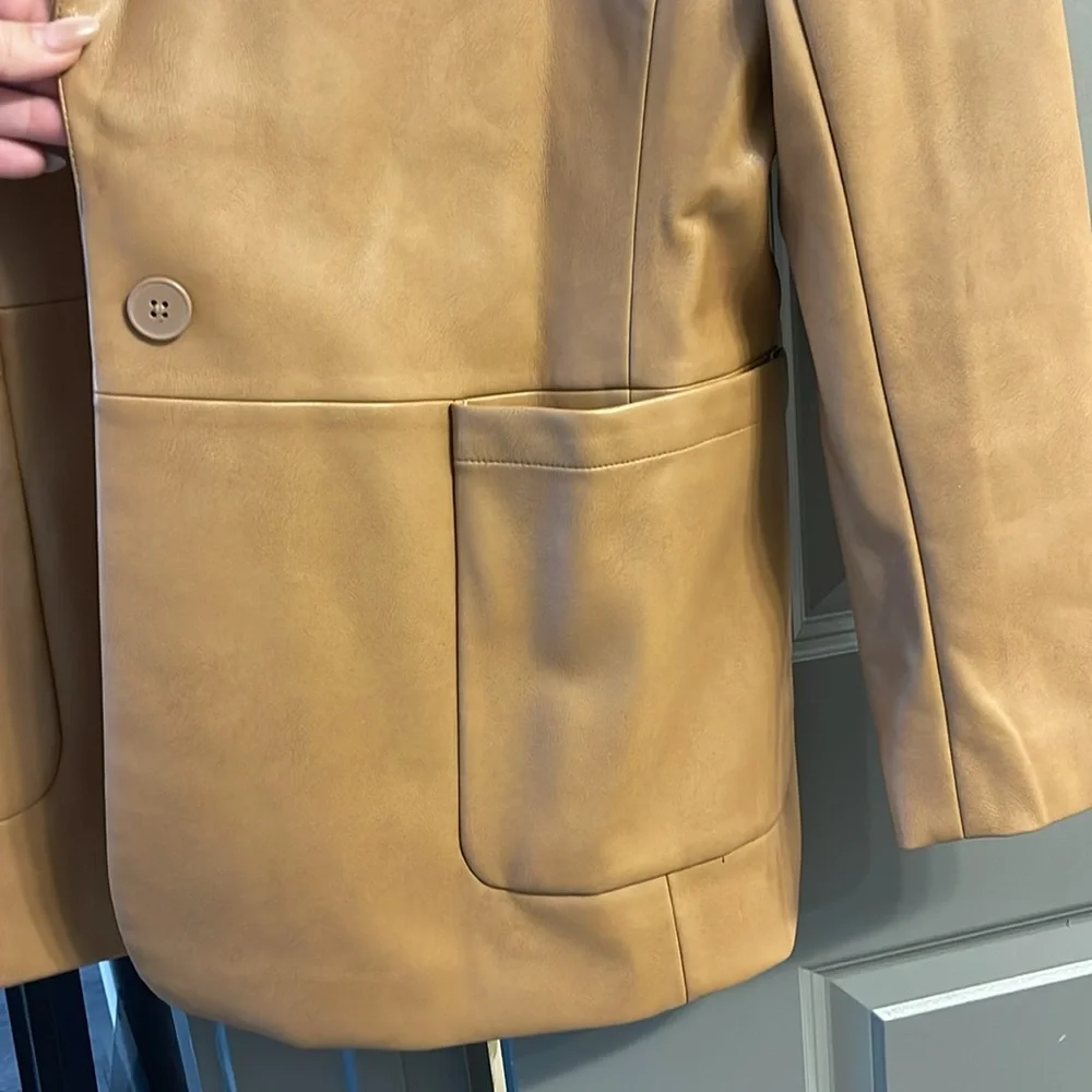 Faux Leather camel Blazer - Picture 3 of 3